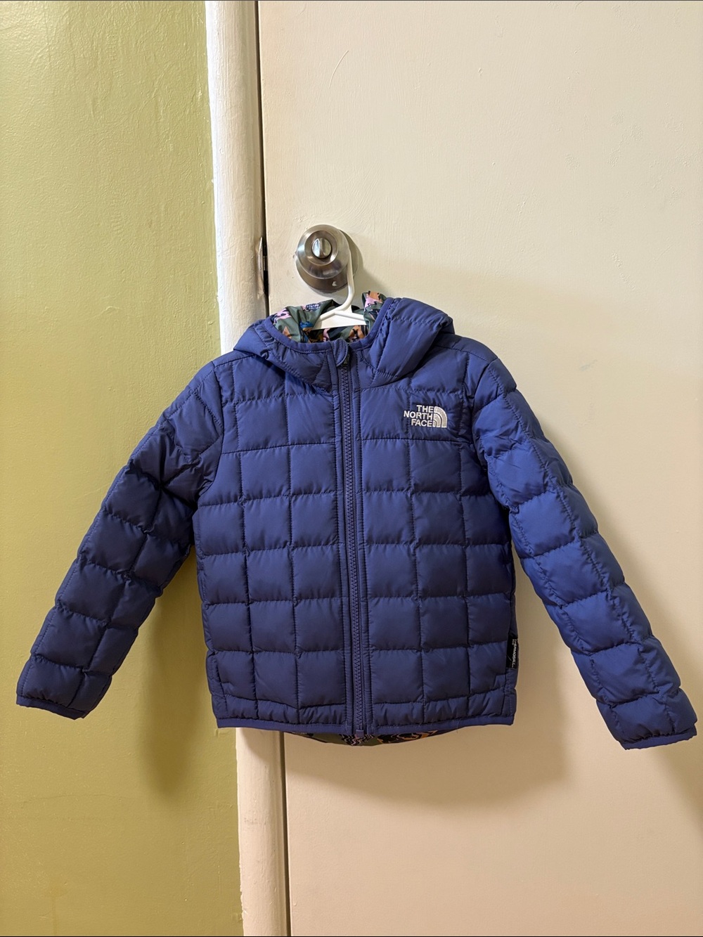 North Face Kids Thermoball Jacket in Cave Blue